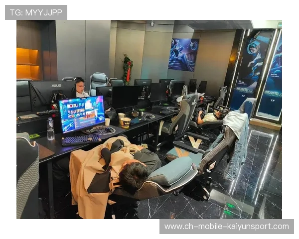 三位年轻人的电竞十年：从网咖到世界舞台的血泪史